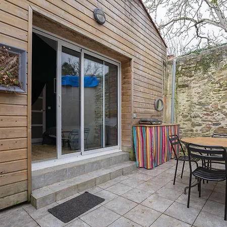 Maison Renovee Avec Jardin, Piscine Chauffee Et Wifi A *