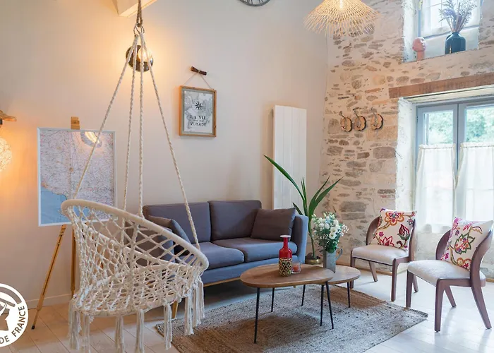 펜션 Maison Renovee Avec Jardin, Piscine Chauffee Et Wifi A - Fr-1-426-537 Mareuil-sur-Lay