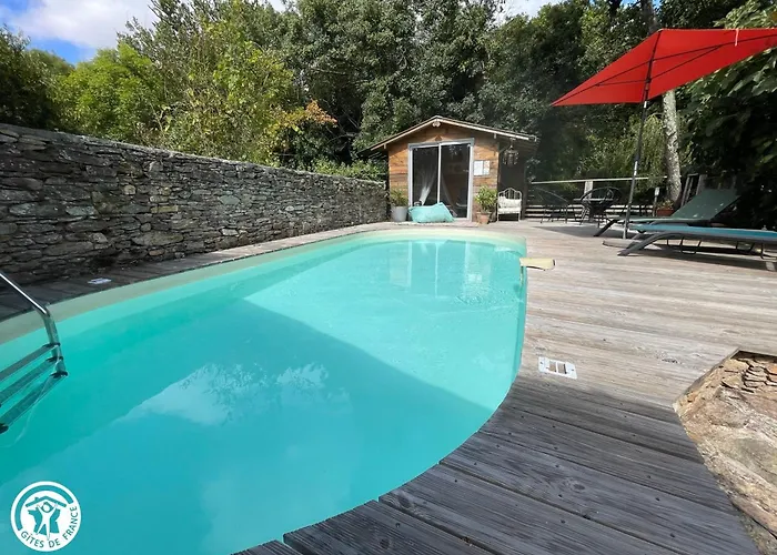 Maison Renovee Avec Jardin, Piscine Chauffee Et Wifi A - Fr-1-426-537 * Mareuil-sur-Lay